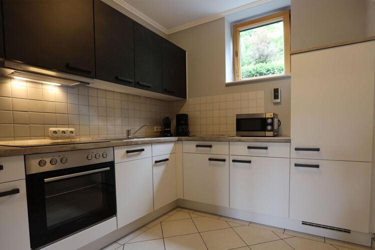 Holiday Flat With Idyllic Garden In Daun Appartement Buitenkant foto