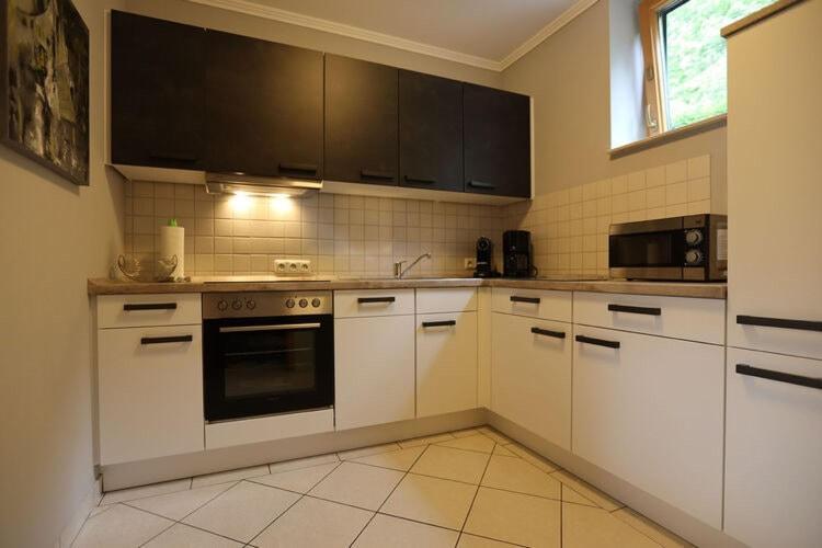 Holiday Flat With Idyllic Garden In Daun Appartement Buitenkant foto