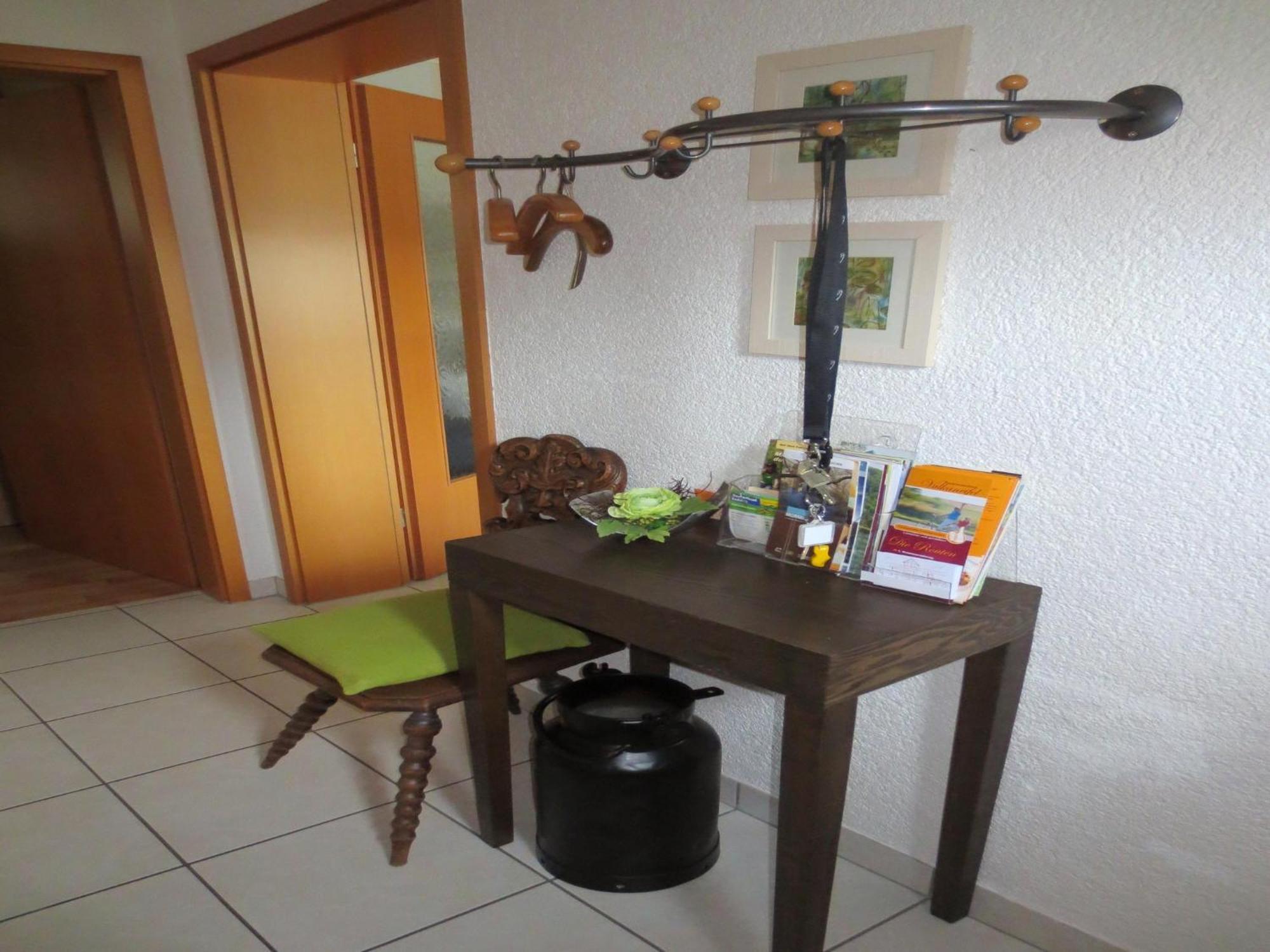 Holiday Flat With Idyllic Garden In Daun Buitenkant foto