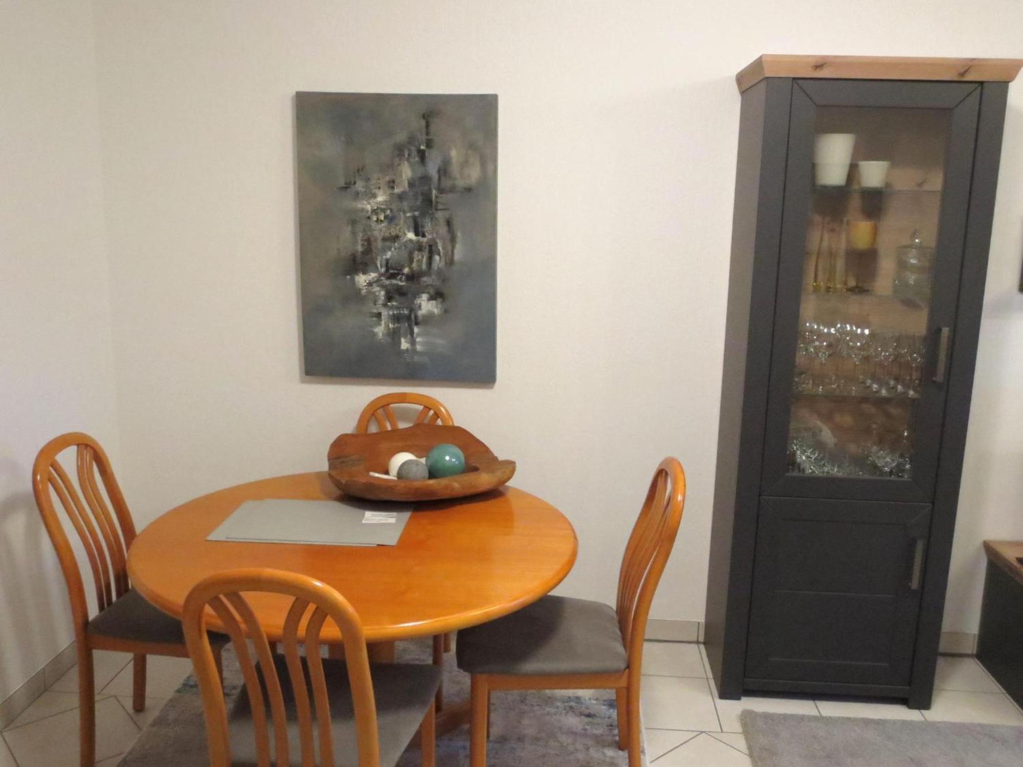 Holiday Flat With Idyllic Garden In Daun Buitenkant foto